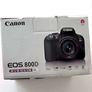 Canon EOS 800D / Rebel T7i DSLR Camera with Creative Filter Set & 18-55mm Lens